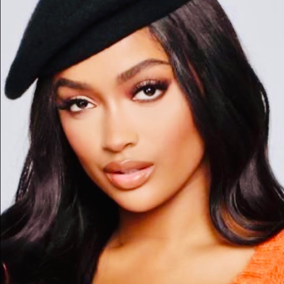 Black Beret 🖤 - Picture 6 of 7